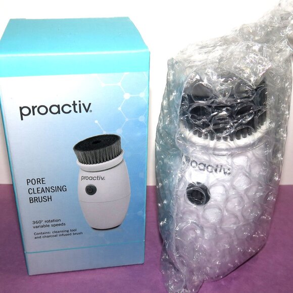 Proactiv Charcoal Infused Pore Cleansing Brush - NIB - Picture 2 of 2